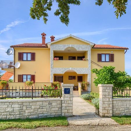 Appartman Rozana Barban Exterior foto
