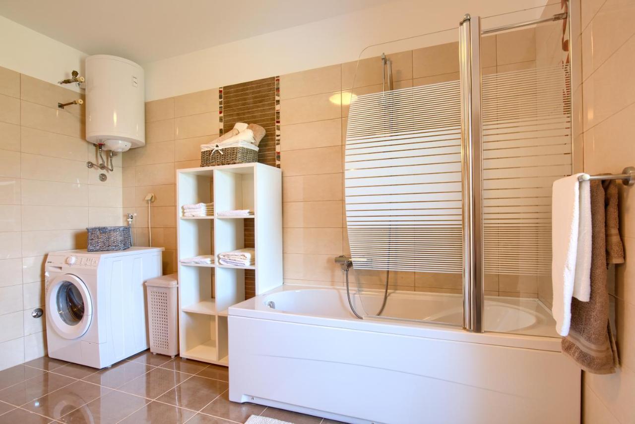 Appartman Rozana Barban Exterior foto