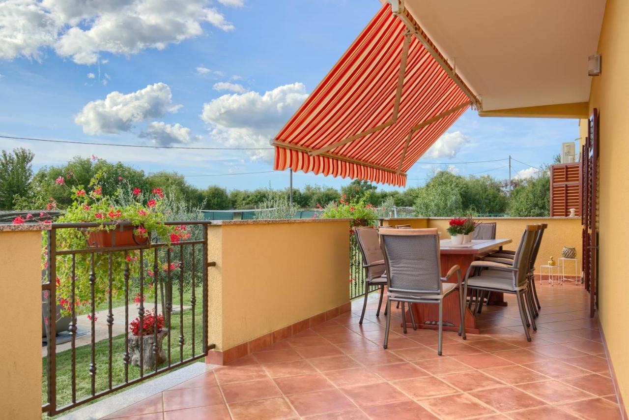 Appartman Rozana Barban Exterior foto