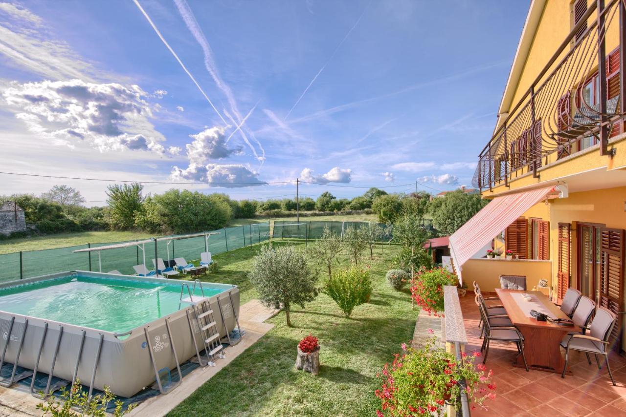 Appartman Rozana Barban Exterior foto